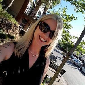 Meet your Posher, Erika